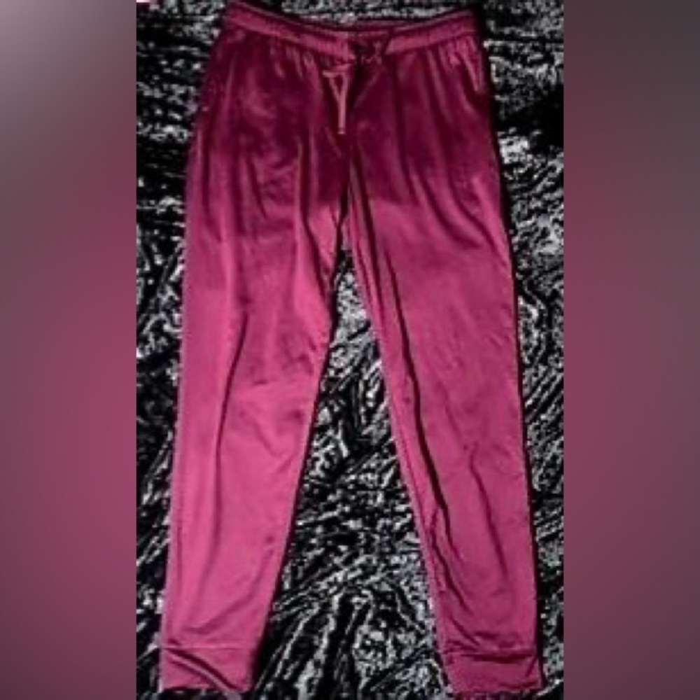 Women’s jogger size M